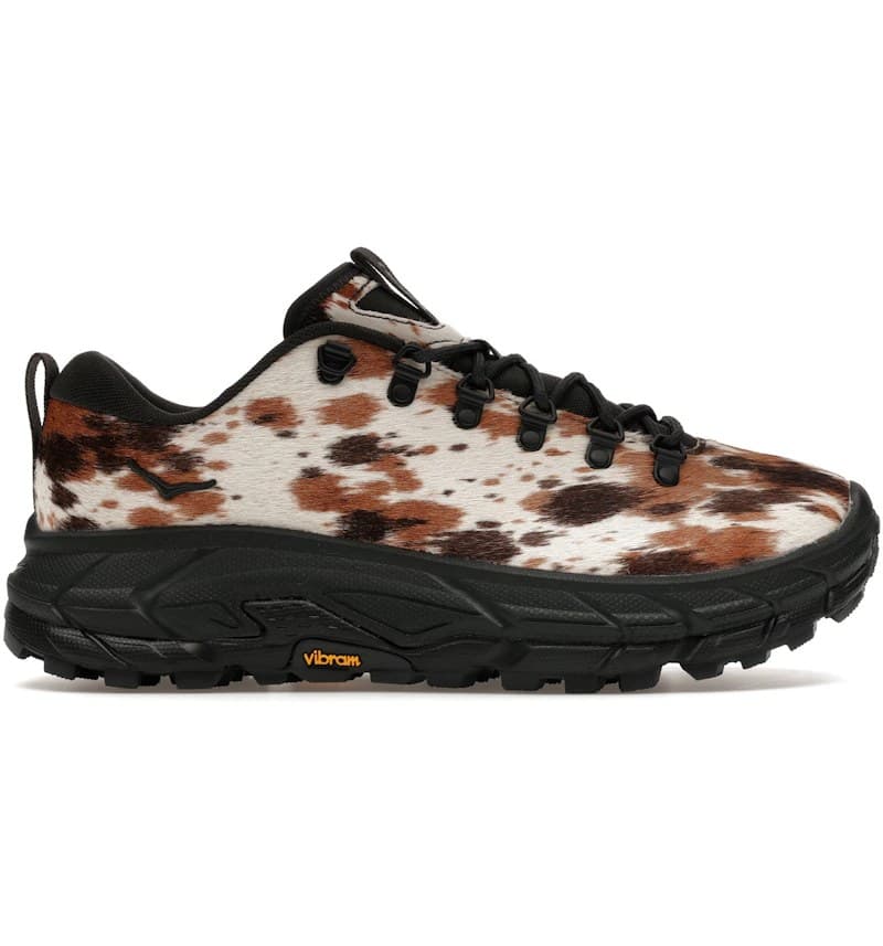 Hoka One One Tor Summit + Pirate Black
